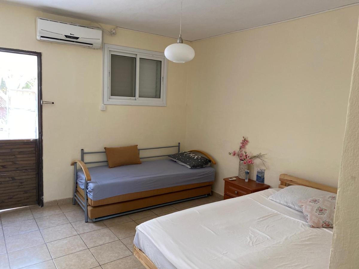 Zimmer Dora Neve Zohar Dış mekan fotoğraf