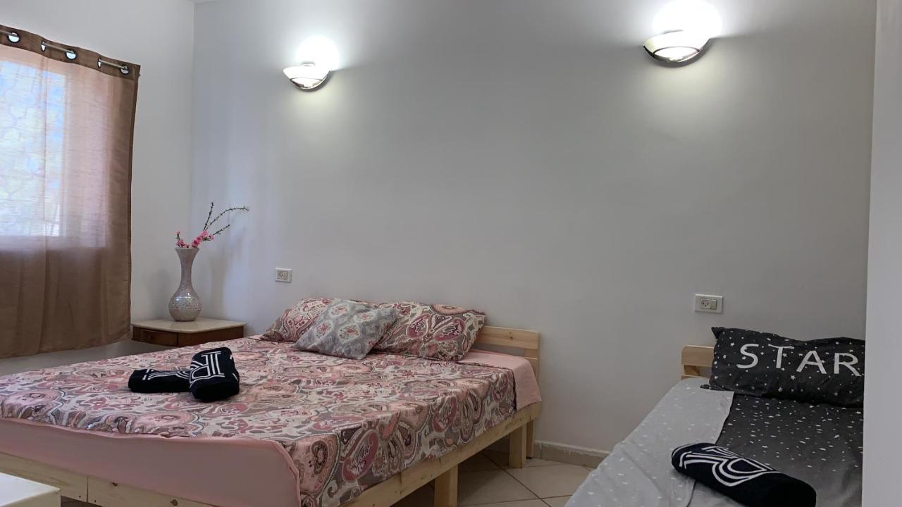 Zimmer Dora Neve Zohar Dış mekan fotoğraf