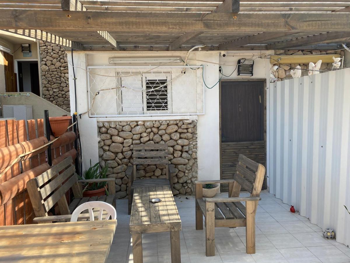 Zimmer Dora Neve Zohar Dış mekan fotoğraf